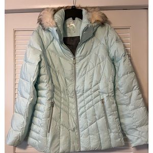 NWOT- Women’s winter coat. Brand- ZeroXposur